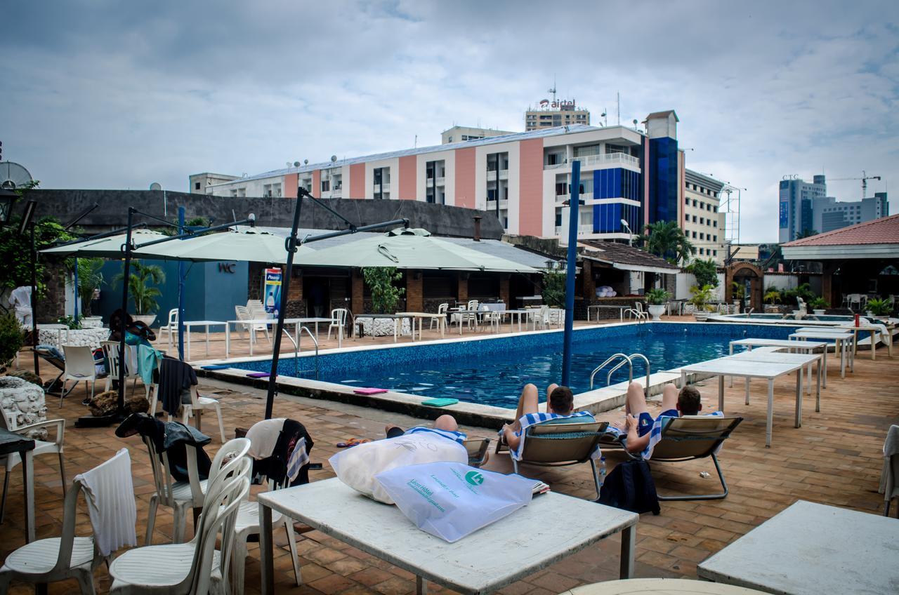 Leon Hotel Kinshasa Exterior foto